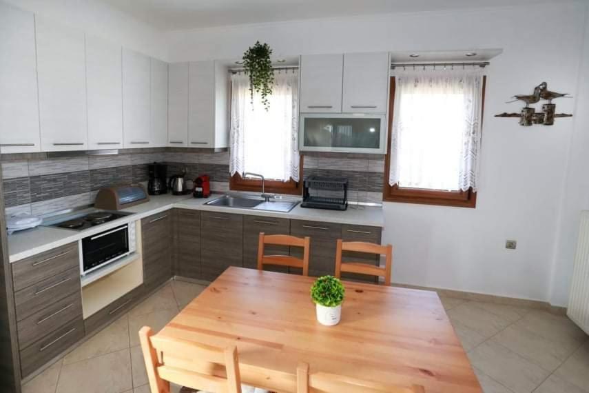 Nikiti View Apartment Kültér fotó