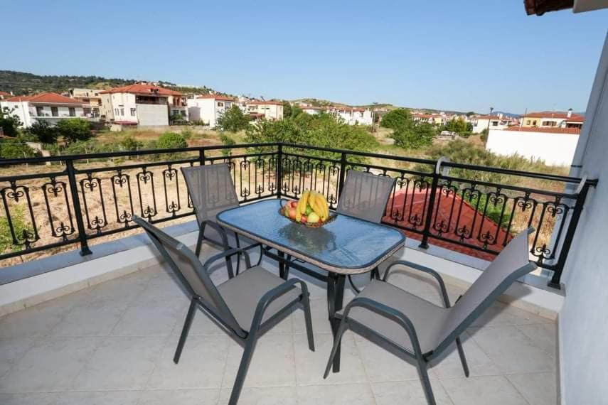 Nikiti View Apartment Kültér fotó
